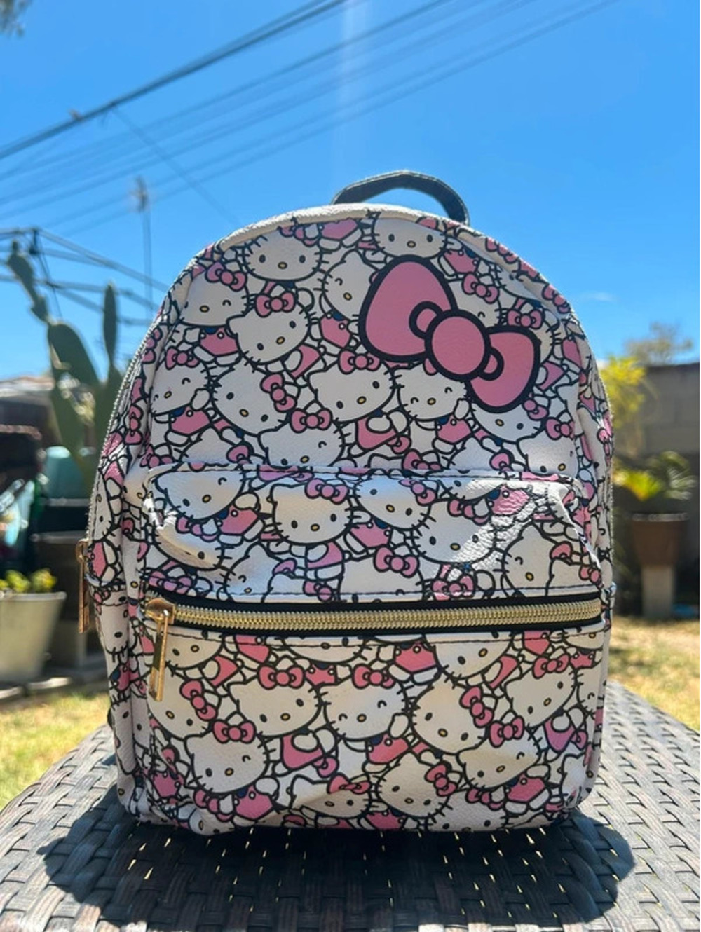 Hello Kitty Bag Bundle - Picture 2 of 9